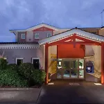 Ibis Budget Bassin D'arcachon Hotel 2*