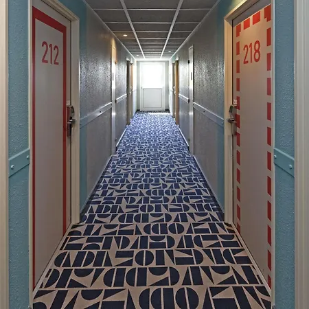 Ibis Budget Bassin D'arcachon 2* 拉特斯特德布赫