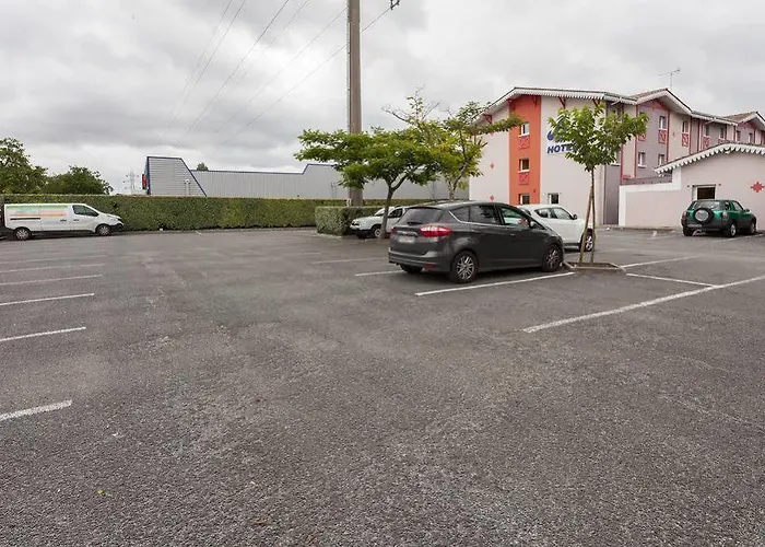 Ibis Budget Bassin D'arcachon Hotel 2*